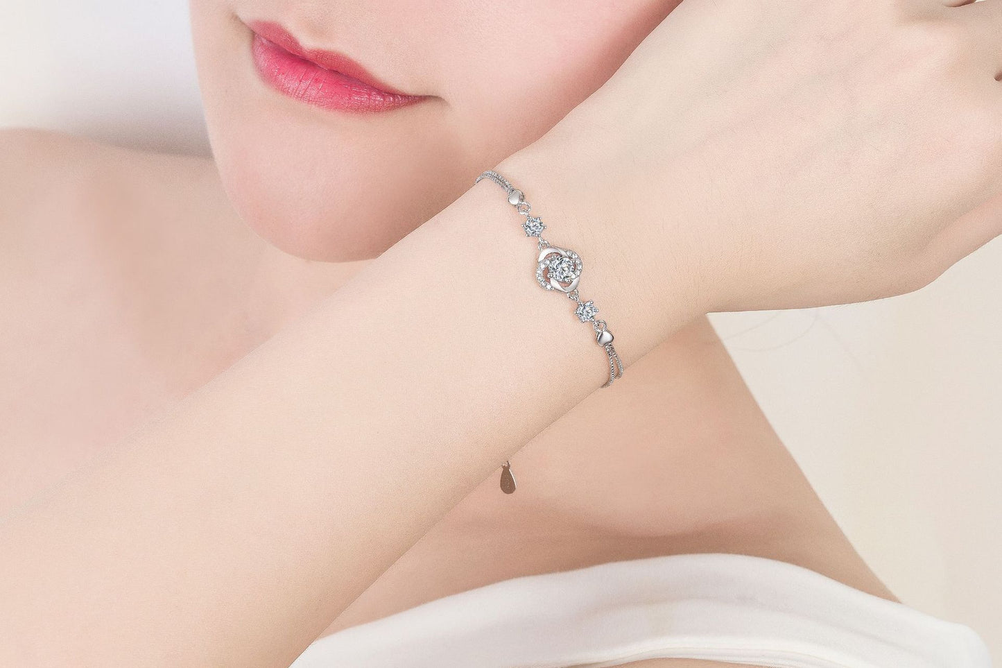 WHISPERING GARDENIA BRACELET | 2 COLORS