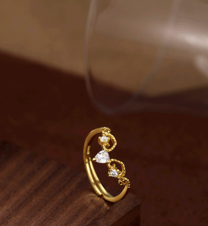 CELESTIAL GOLD DAINTY RING