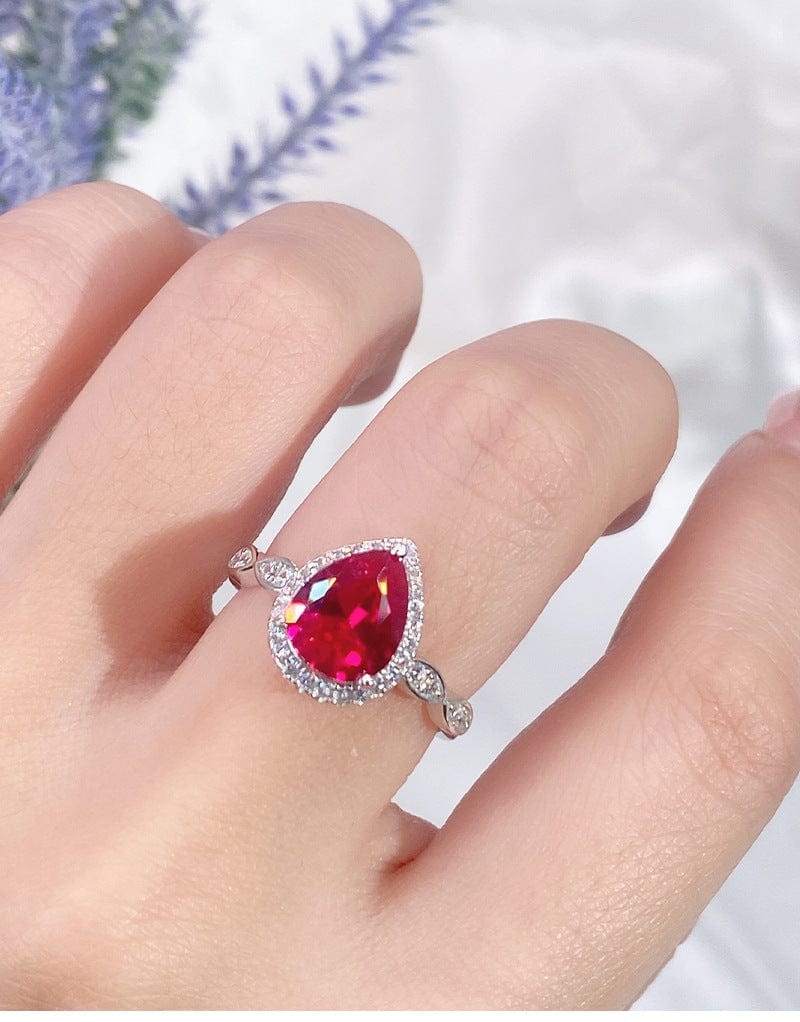 Shelltier SCARLET CARDINAL RING